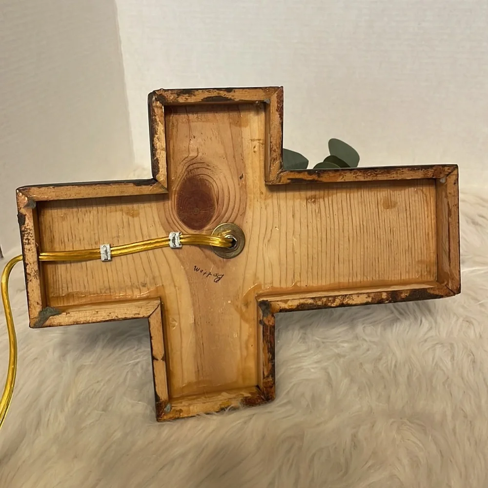 Handmade Cross Lamp
